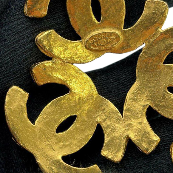 CHANEL CC Trinity Pendant Necklace Costume Necklace - Picture 6 of 10